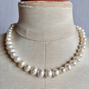 Cultured Freshwater Pearl Necklace 16"